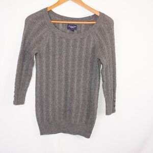 American Eagle Gray Wool/Knit Long Sleeve Sweater